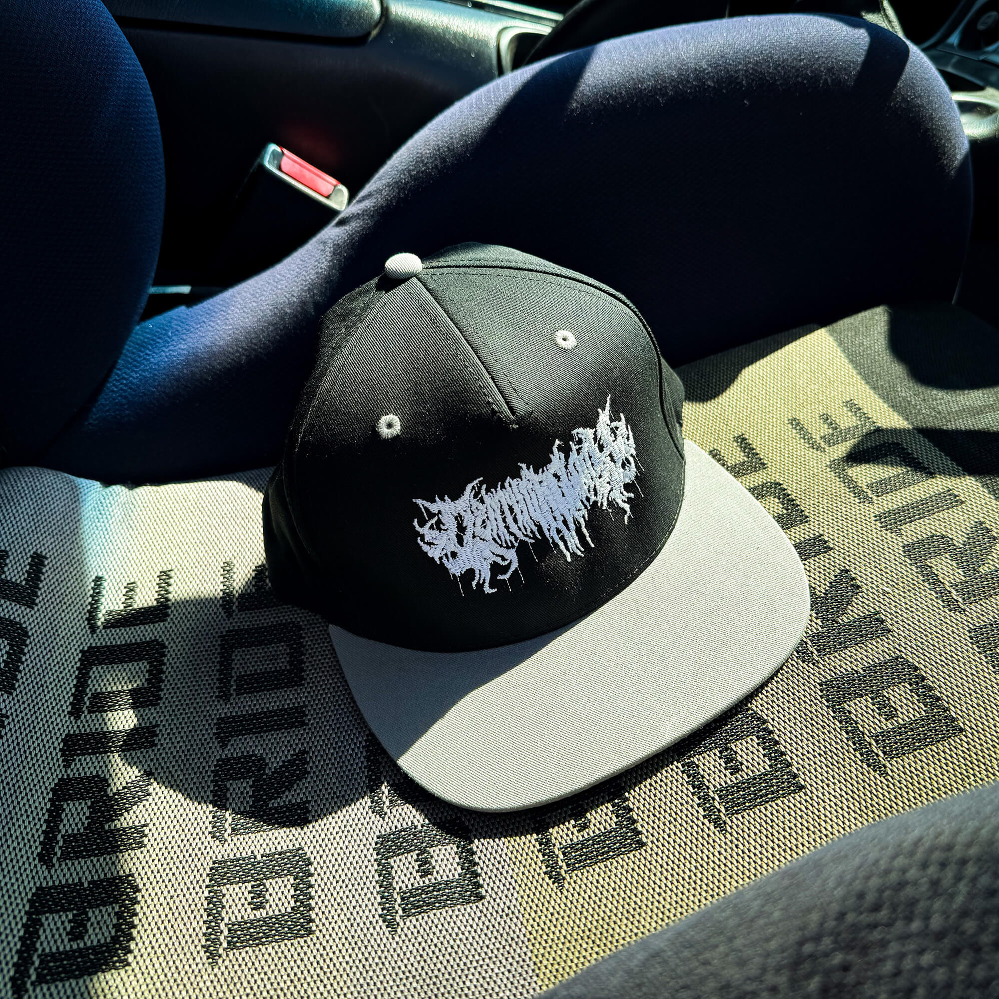 Death or Glory - Logo snapbacks
